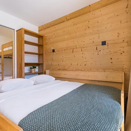 Apartment Les Olympiades, In-out With Wifi In Val Thorens, 