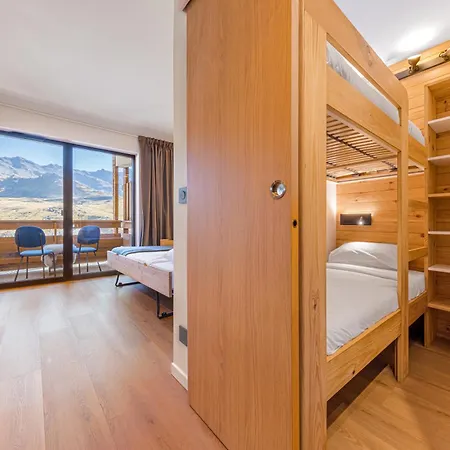 Apartment Les Olympiades, In-out With Wifi In Val Thorens, 
